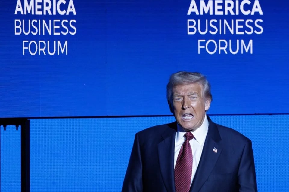 Trump asegura que los ataques a carteles van más allá de Venezuela