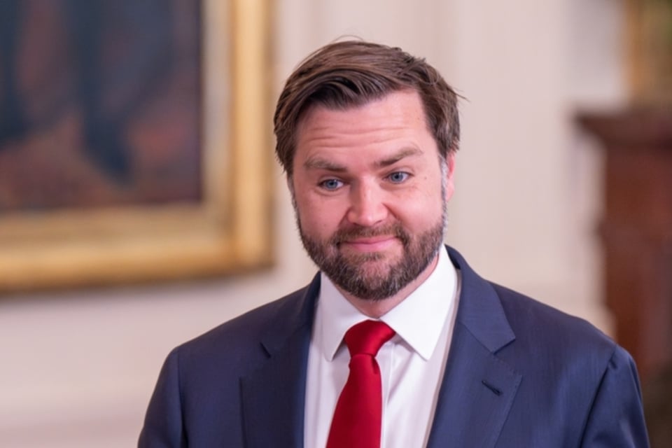 JD Vance culpa a inmigrantes