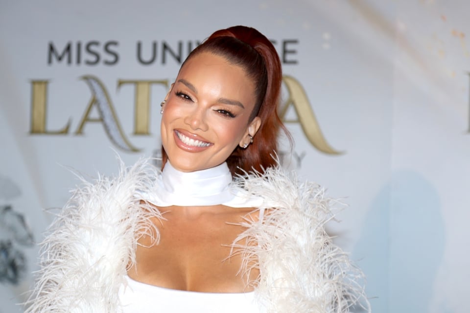 Zuleyka Rivera deslumbra en redes con una selfie en bikini y celebra su mejor momento profesional