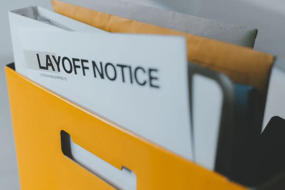 Se disparó el número de avisos de despidos en Octubre