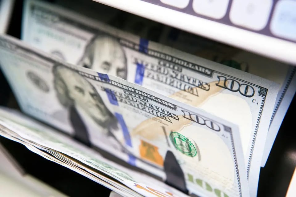 ¿Qué pasó con el cambio del dólar hoy en MX, CO y RD?