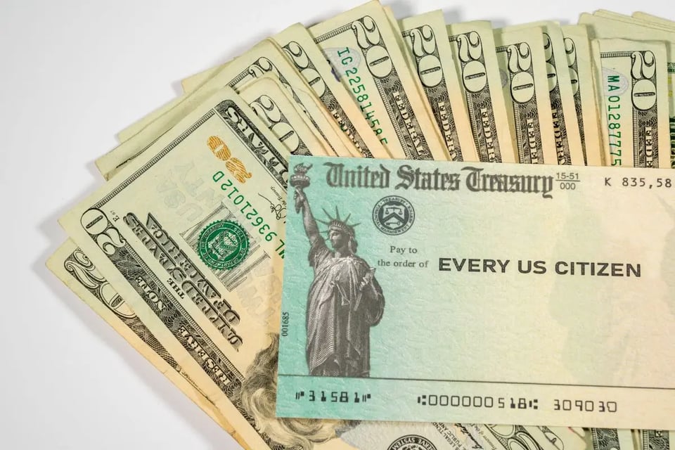 Cheque de estímulo de $725 en California Descubre quienes lo reciben