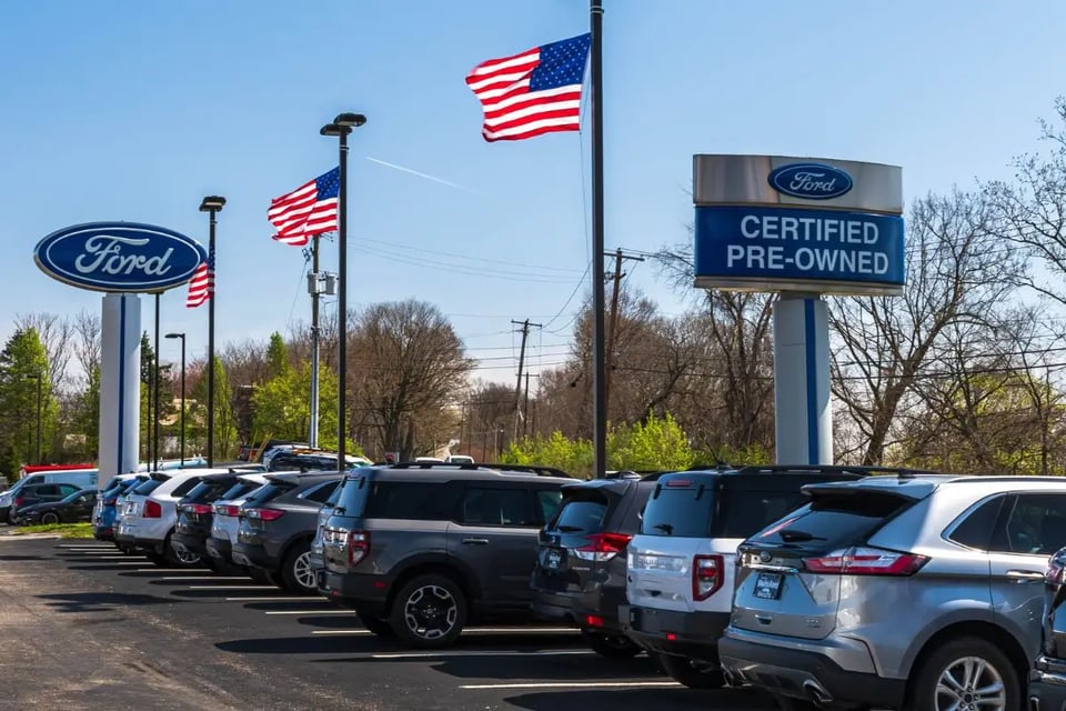 ¡Buenas noticias! Podrás comprar vehículos Ford usados ​​en Amazon