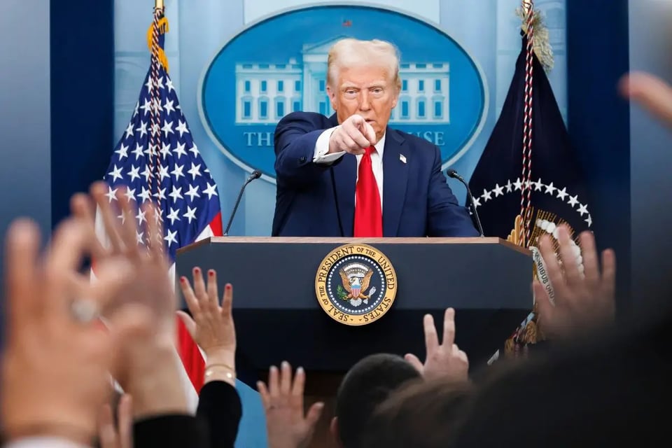 Trump lanzará plan para bajar costos de seguros médicos: lo que debes saber