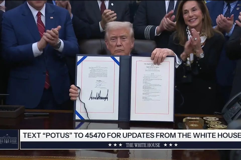 Good News! The Government Shutdown Is Over — When Will SNAP Benefits and Air Travel Return?