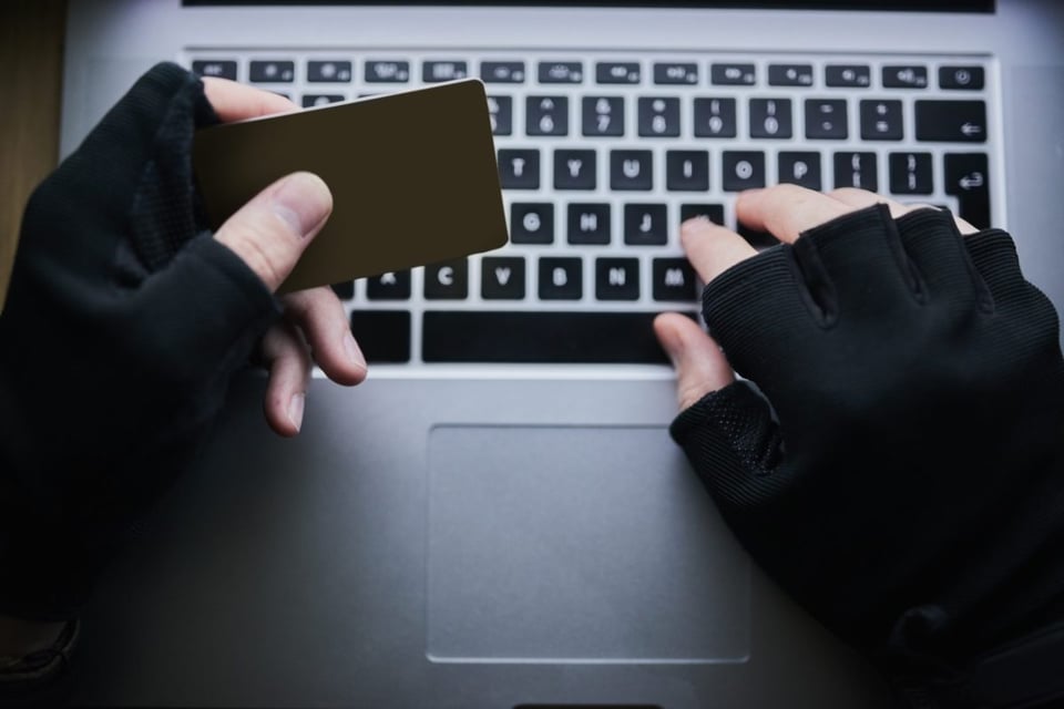 estafas, online, evitarlas, hackers, sistema, software