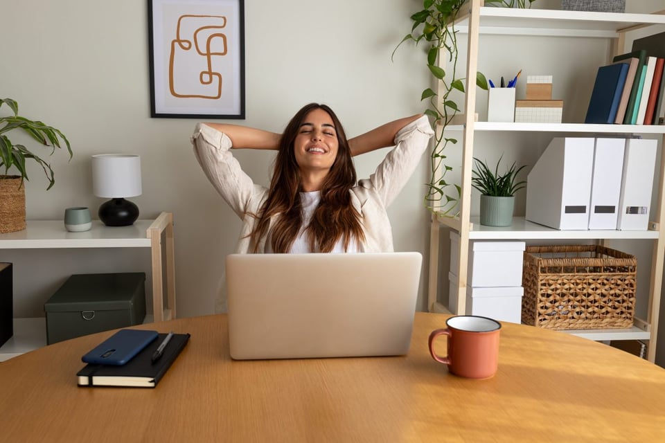 ¿Trabajas o estudias desde casa? Crea tu espacio ideal sin gastar una fortuna!