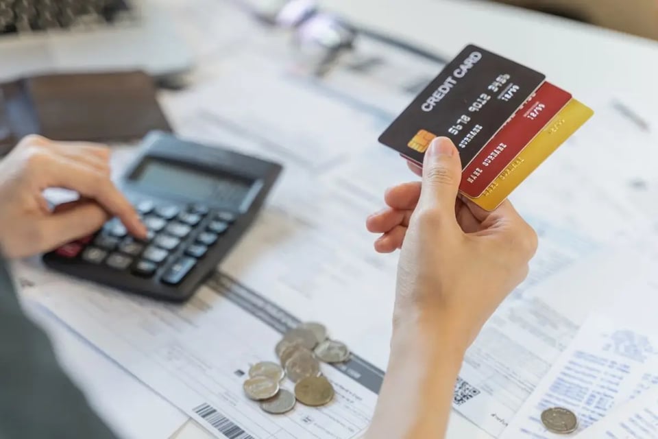 ¿Qué es la consolidación de deudas?: guía rápida si necesitas un préstamo