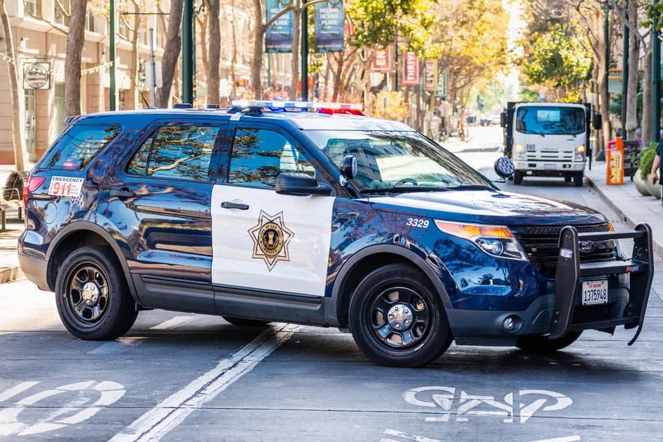 Tiroteo en mall de California deja heridos en pleno Black Friday