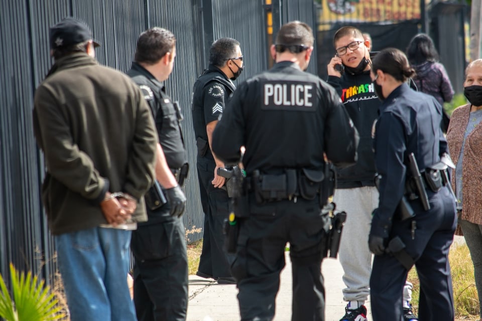 Agentes migratorios arrestan a 81 personas durante el inicio de “La telaraña de Charlotte”