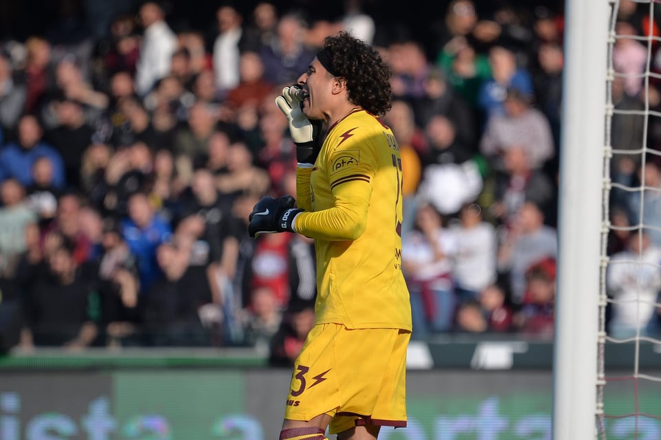 Memo Ochoa vive otra humillación en Chipre