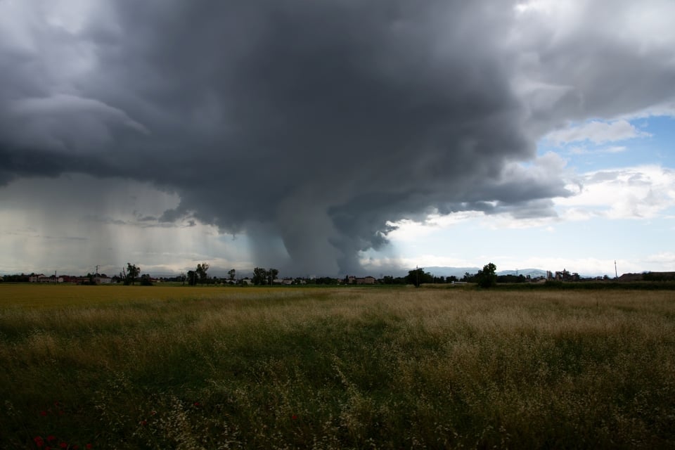 Tornado devastador en Brasil deja seis muertos y cientos de heridos