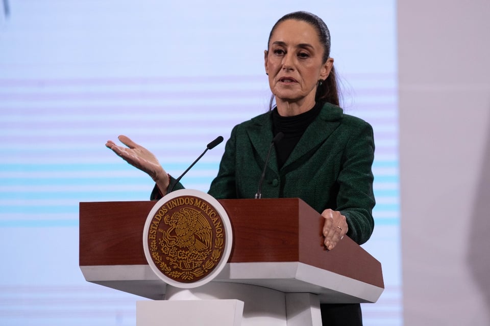 Sheinbaum es declarada persona non grata en Perú; México responde con firmeza