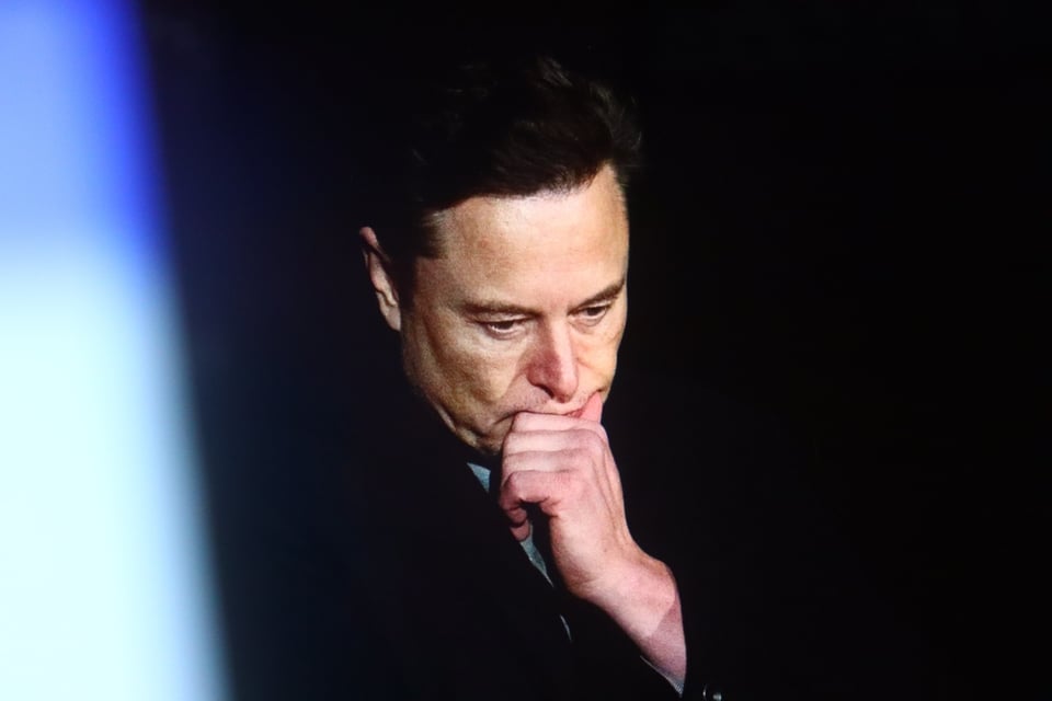 Elon Musk apuesta por robots para vigilar criminales