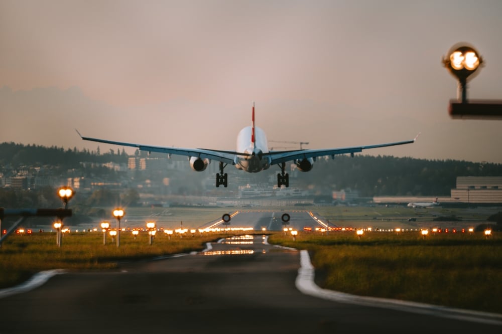 El tráfico aéreo en EE.UU. se normaliza tras días de caos por el cierre federal