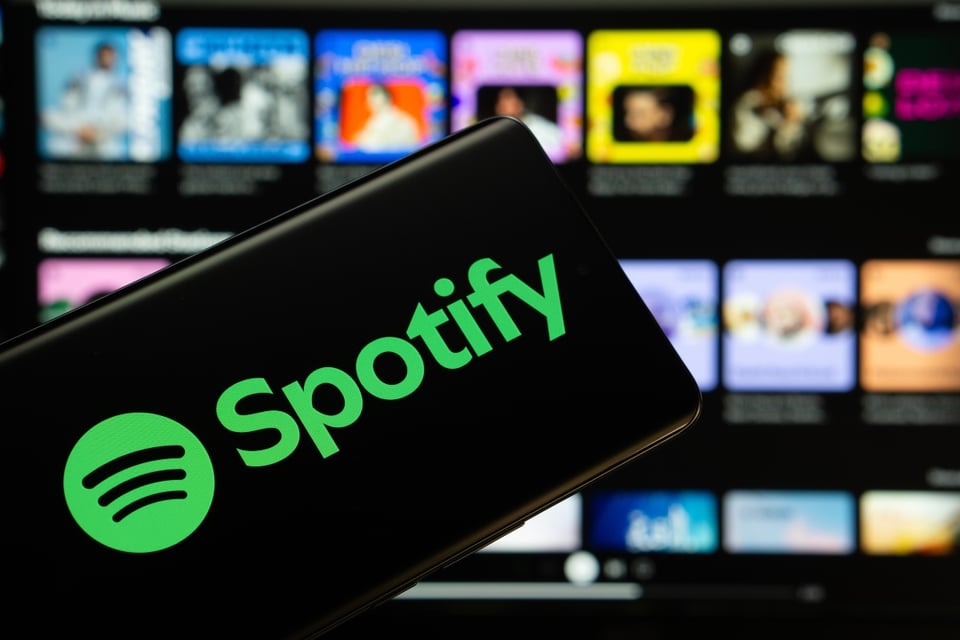 Imágenes anti-ICE, Spotify, Viral MundoNOW