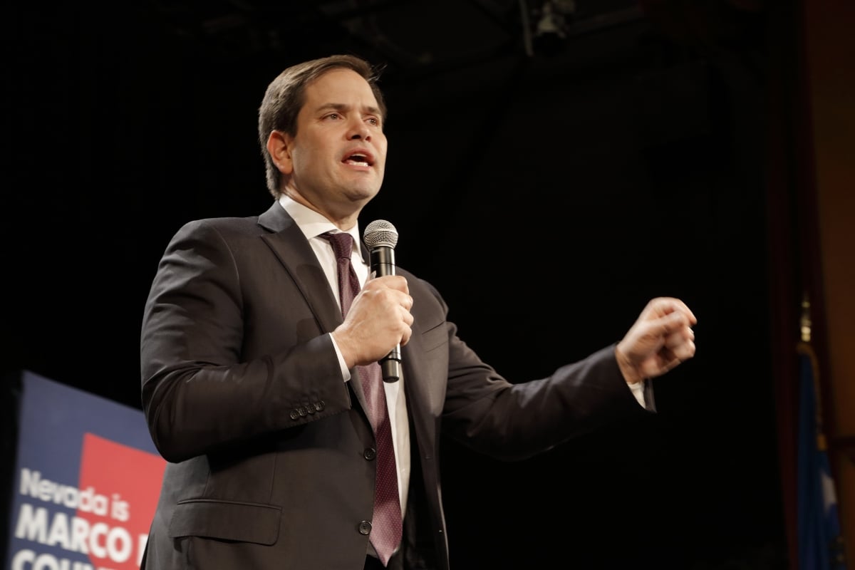 Marco Rubio desmiente planes de bombardeo en Venezuela y acusa al Miami Herald de difundir una “historia falsa”