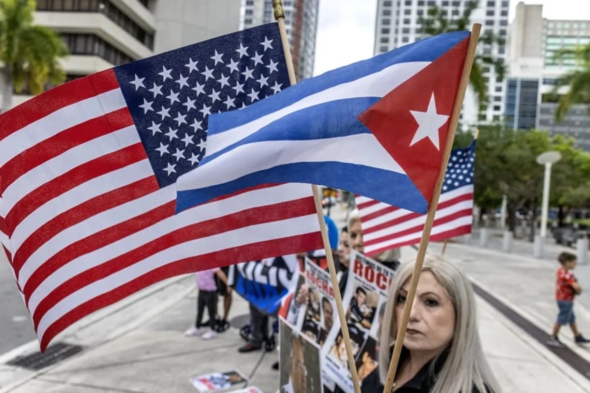 Cuba denuncia que sus ciudadanos sufren persecución en EE.UU.