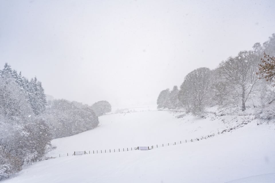 Tormenta invernal amenaza el arranque de los viajes navideños en el este de Estados Unidos