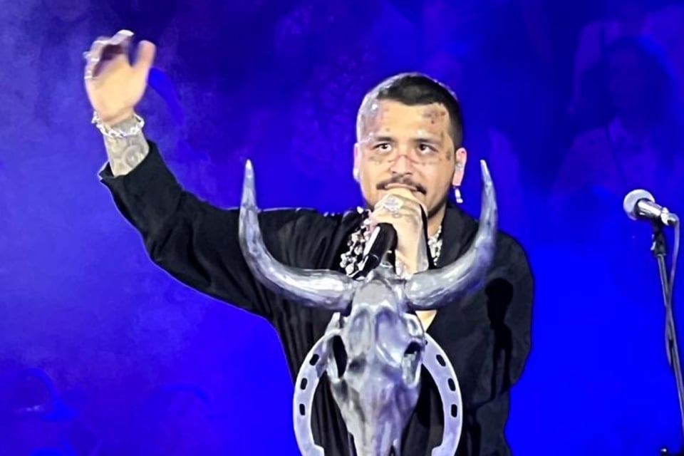 Universal Music apela decisión judicial y mantiene abiertos los procesos legales contra Christian Nodal