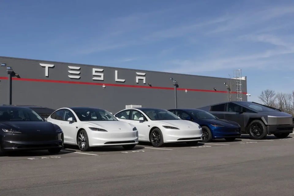 California sanciona a Tesla y suspende sus ventas en el estado por 30 días ¿Cuál fue la oferta engañosa?