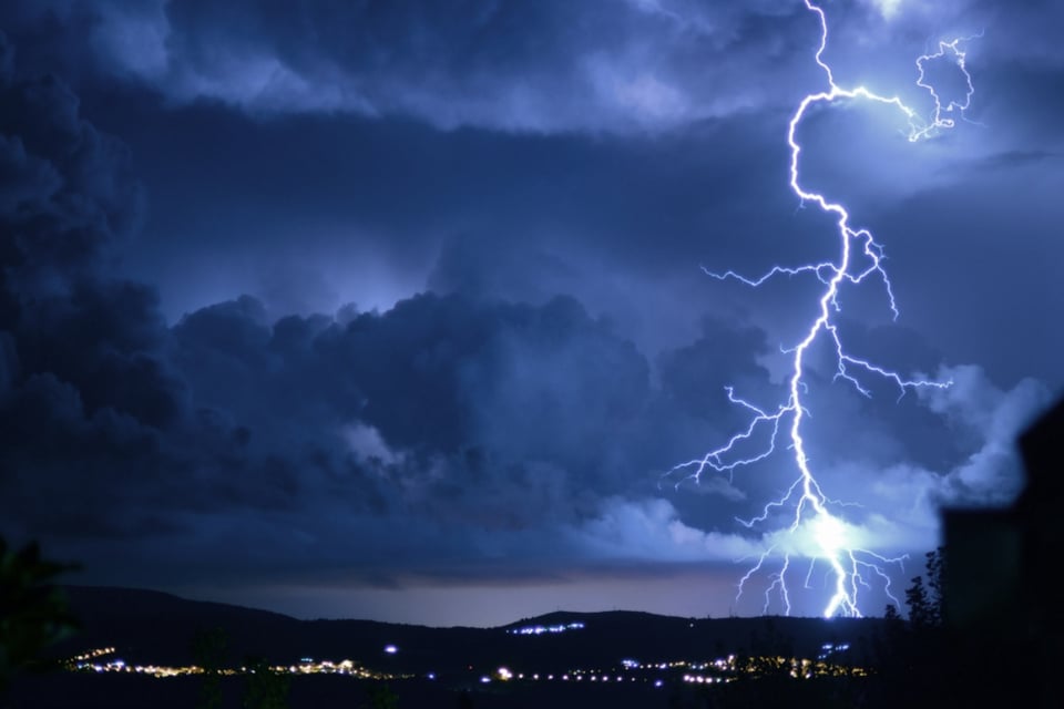 Tormentas navideñas amenazan a EEUU