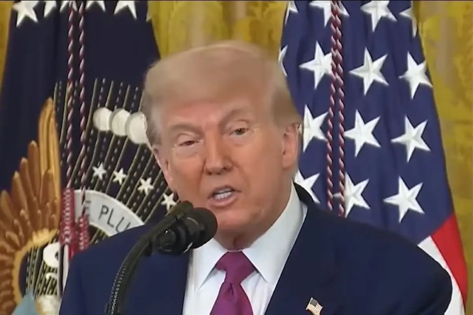 Descubre el verdadero costo de la «autodeportación» que promueve Trump