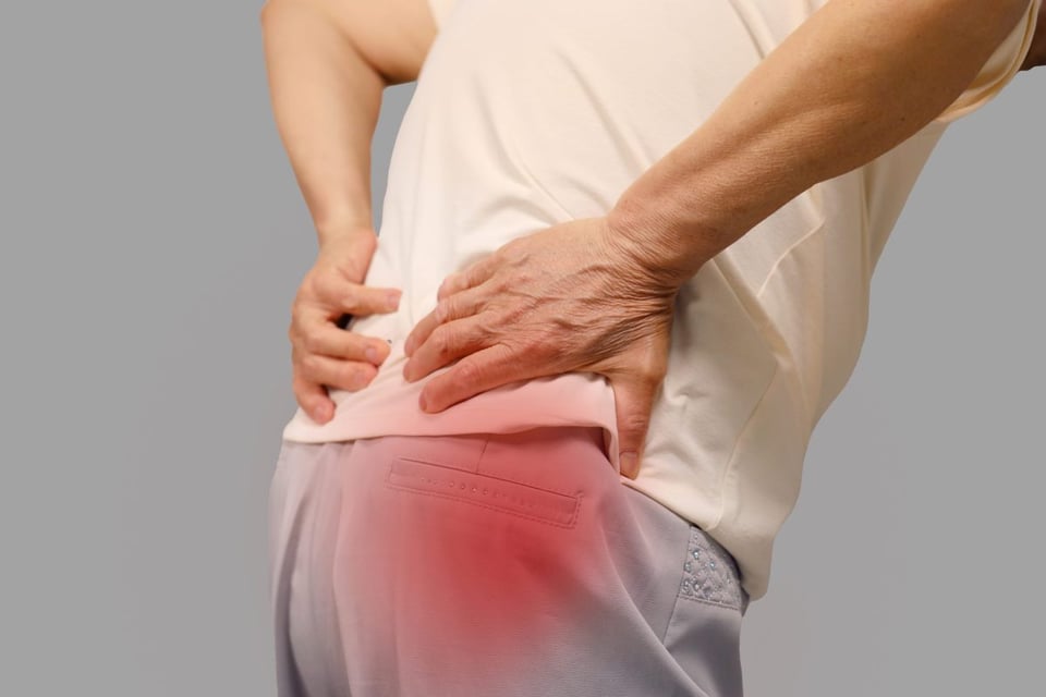 ¿Qué es la ciática y por qué duele tanto? Posibles soluciones recomendadas por expertos!