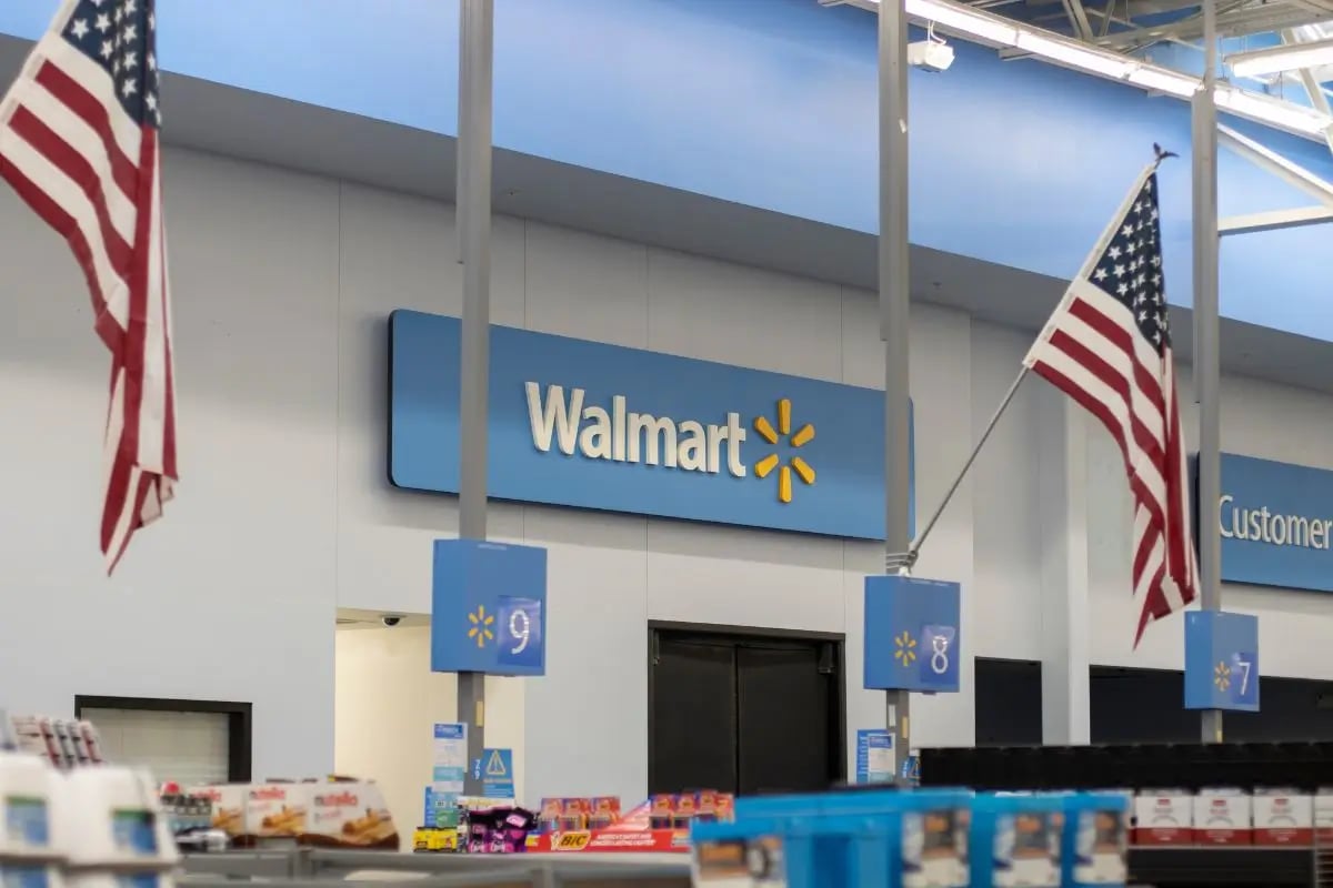 Solo devoluciones en efectivo en Walmart: Clientes advierten nuevas políticas