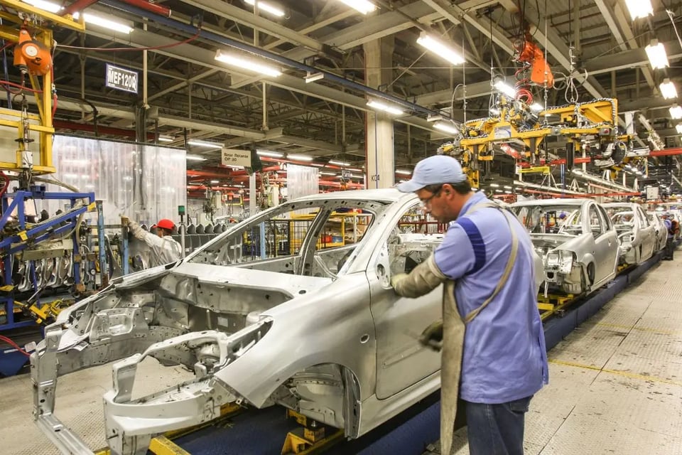 Crece optimismo de pequeñas empresas, pero no consiguen trabajadores calificados ¿Por qué?