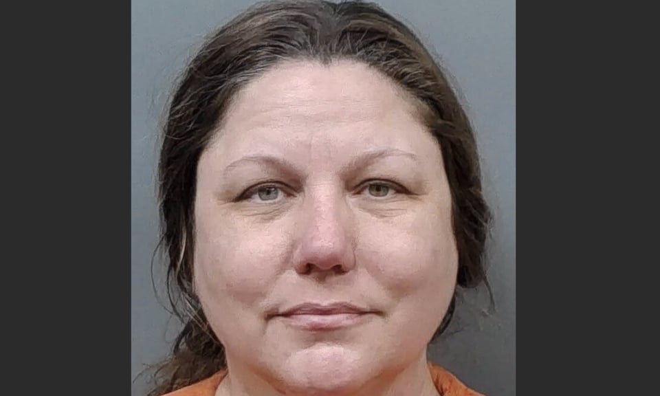 Arrestan en Florida a mujer acusada de matar a sus dos exmaridos el mismo día! featured image