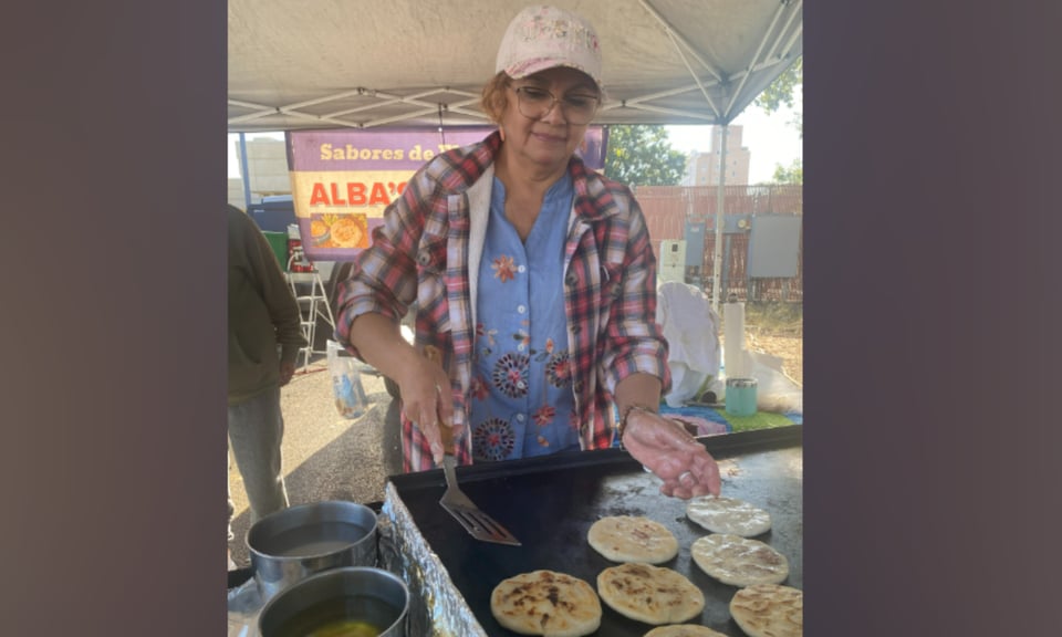 Hispana hacía felices a todos con sus pupusas en EE. UU, pero una tragedia la dejó sin nada! featured image