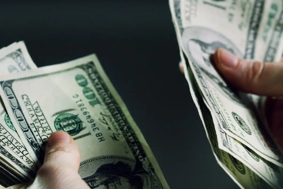 Movimientos del dólar hoy en México, RD y Colombia