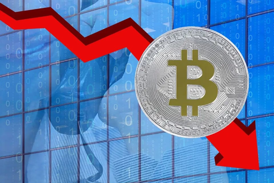 El bitcoin se desploma ¿Qué hacer si has invertido en criptos?