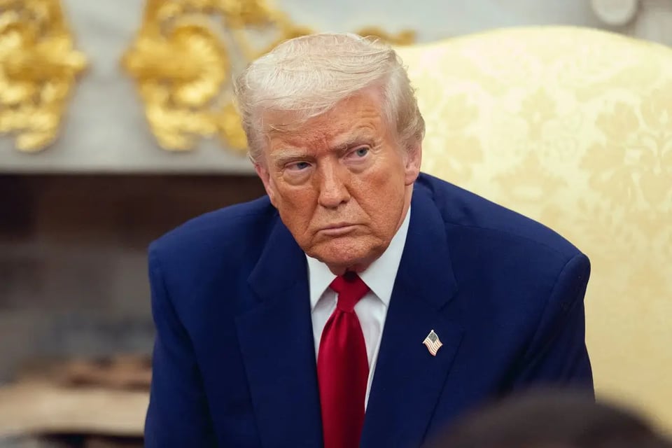 Trump habla de «precios bajos», pero la gente sufre por empleo, vivienda y atención médica