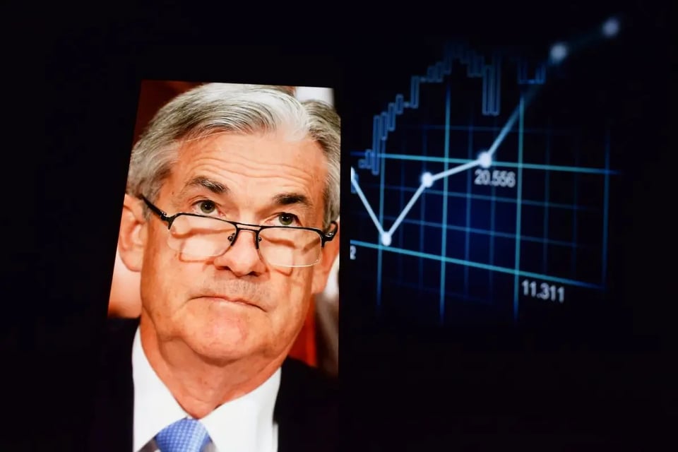 Recorte tasas de diciembre y probabilidad FedWatch: cómo impactaría tu bolsillo