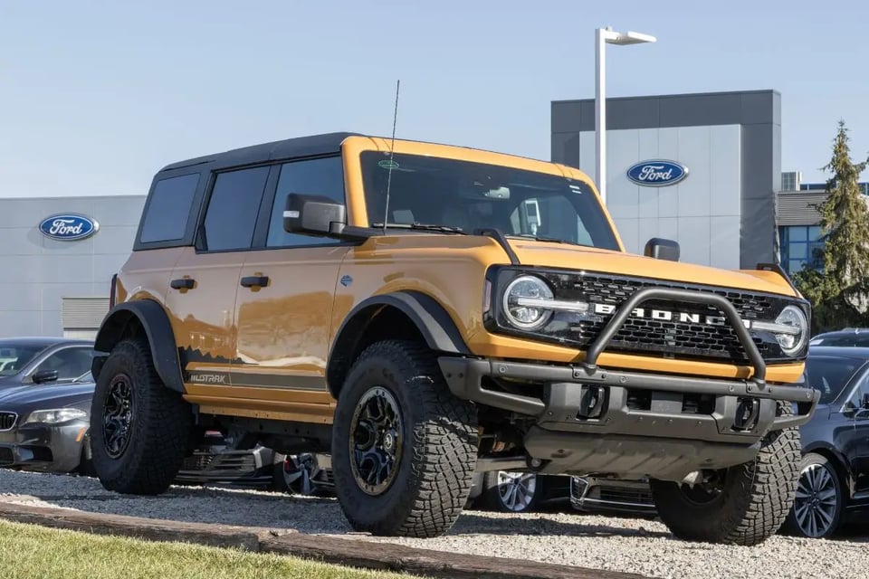 Ford retira más de 229.000 Bronco 2025 por alto riesgo de accidentes