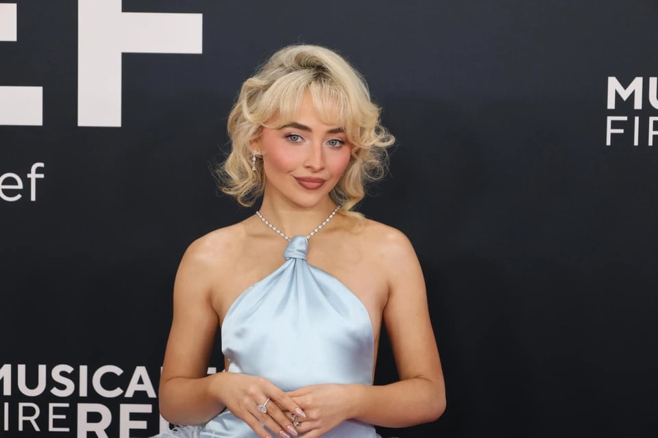Sabrina Carpenter estalla contra la Casa Blanca por usar su música en video de deportaciones