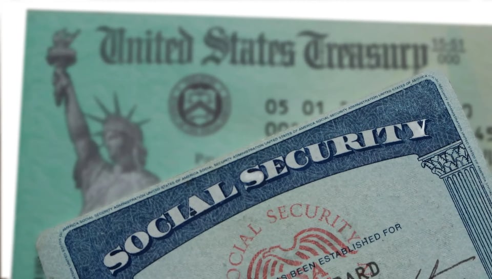 Second Social Security Check in December: Who Will Receive Up to $4,018?