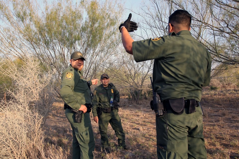 Patrulla Fronteriza detiene a tres menores que cruzaron la frontera ilegalmente