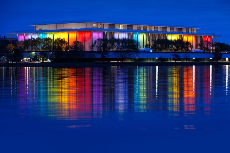 Compañía cancela presentaciones ,Protesta, Artistas rechazan Centro Kennedy MundoNOW, artists cancel Kennedy Center shows