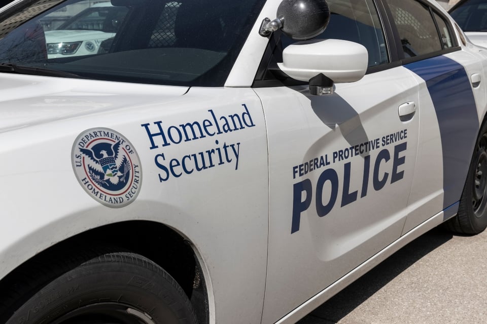 Nueva ley en California cambia reglas para hijos de migrantes