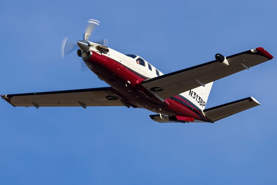 Dos hombres pierden la vida en impacto aéreo en Monroe