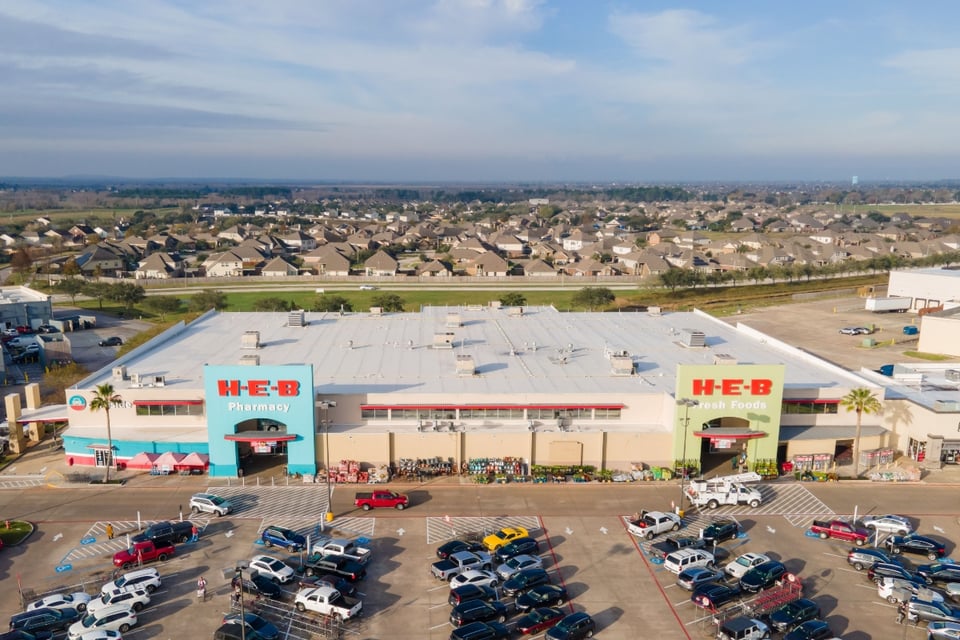 H-E-B en Texas deja salir a clientes sin pagar en plena Navidad y causa revuelo featured image