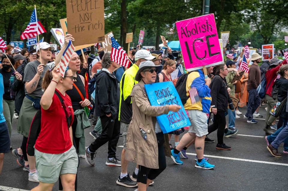 Protestas contra ICE escalan y evocan rebelión histórica en Boston