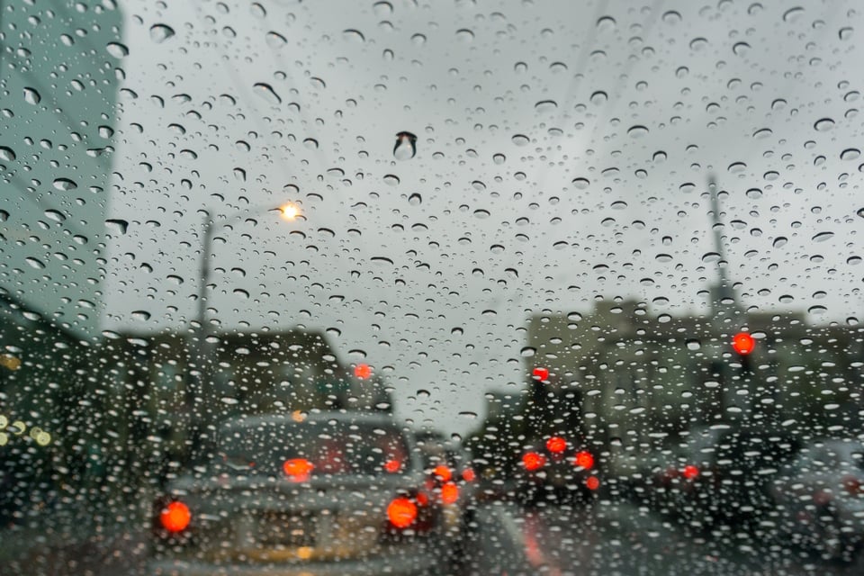 Lluvias rompen récord en California y dejan muertes e inundaciones
