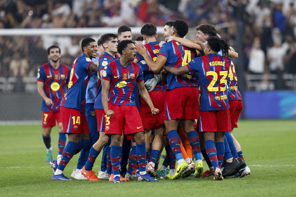 Barcelona vence al Real Madrid y gana la Supercopa