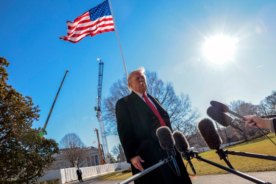 Trump amenaza con cortar fondos a ciudades santuario
