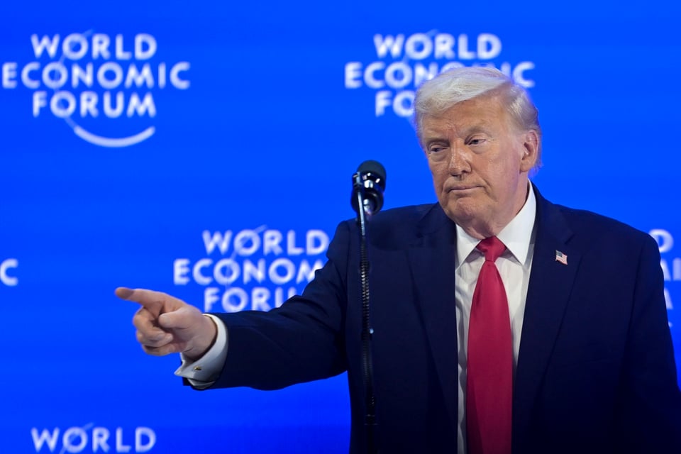 Trump dice que Europa lo llamaba “papi” y desafía a la OTAN