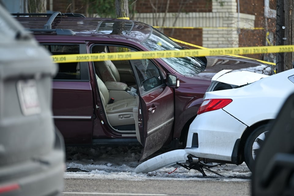 Nuevo video contradice versión oficial por muerte de mujer en Minneapolis